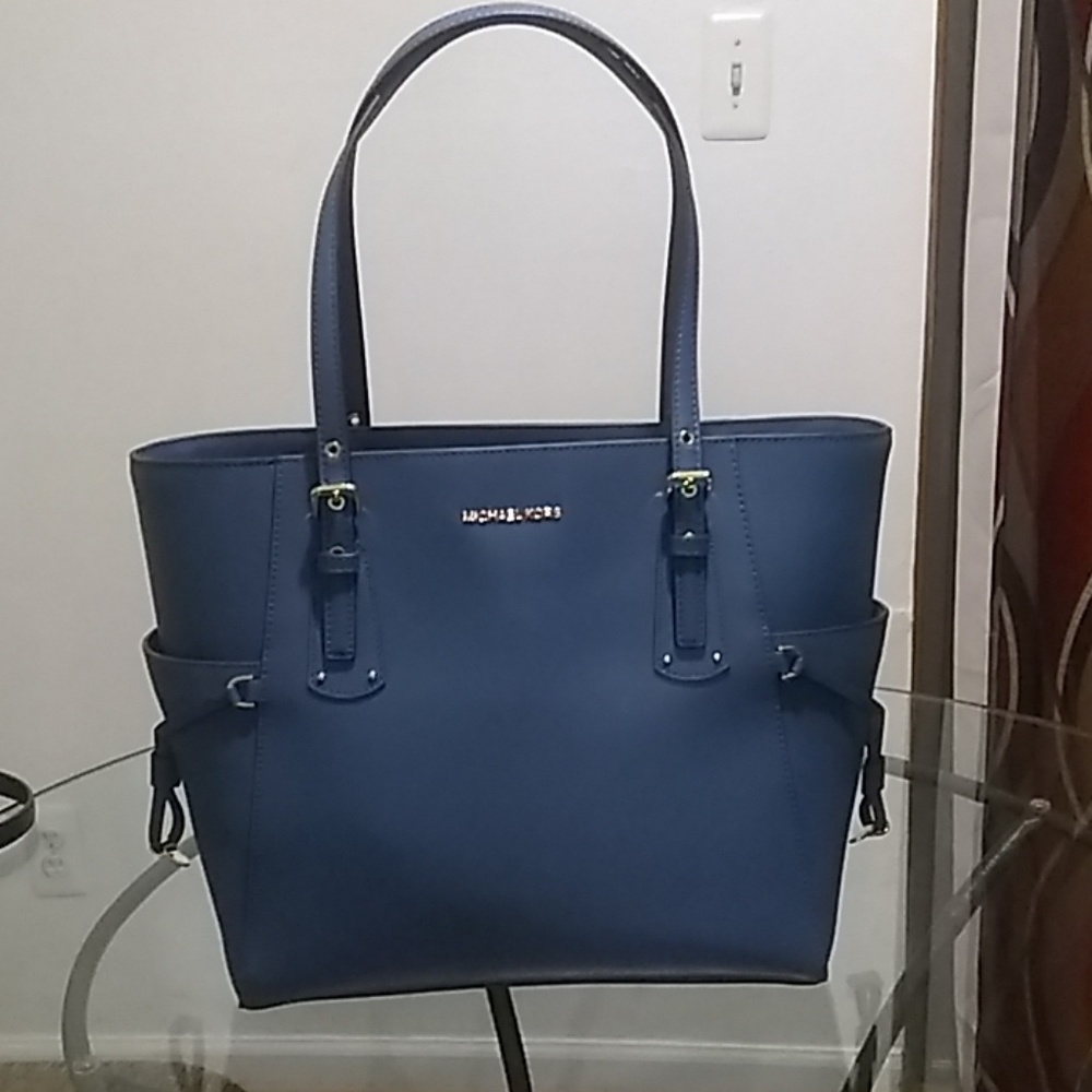 Michael Kors purse, tote bag
